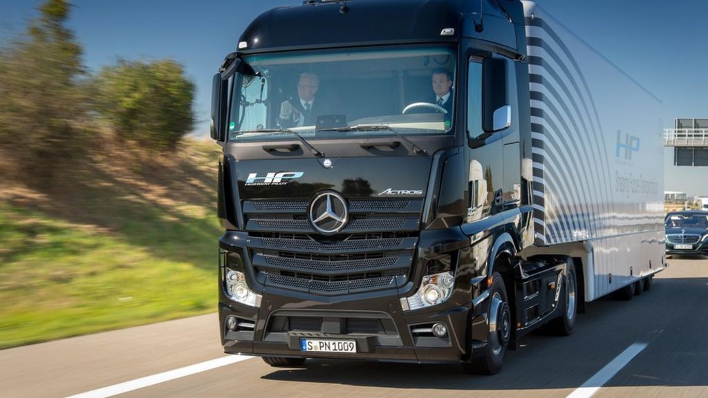 Driverless lorry tested on motorway http://buff.ly/1Lf0nem