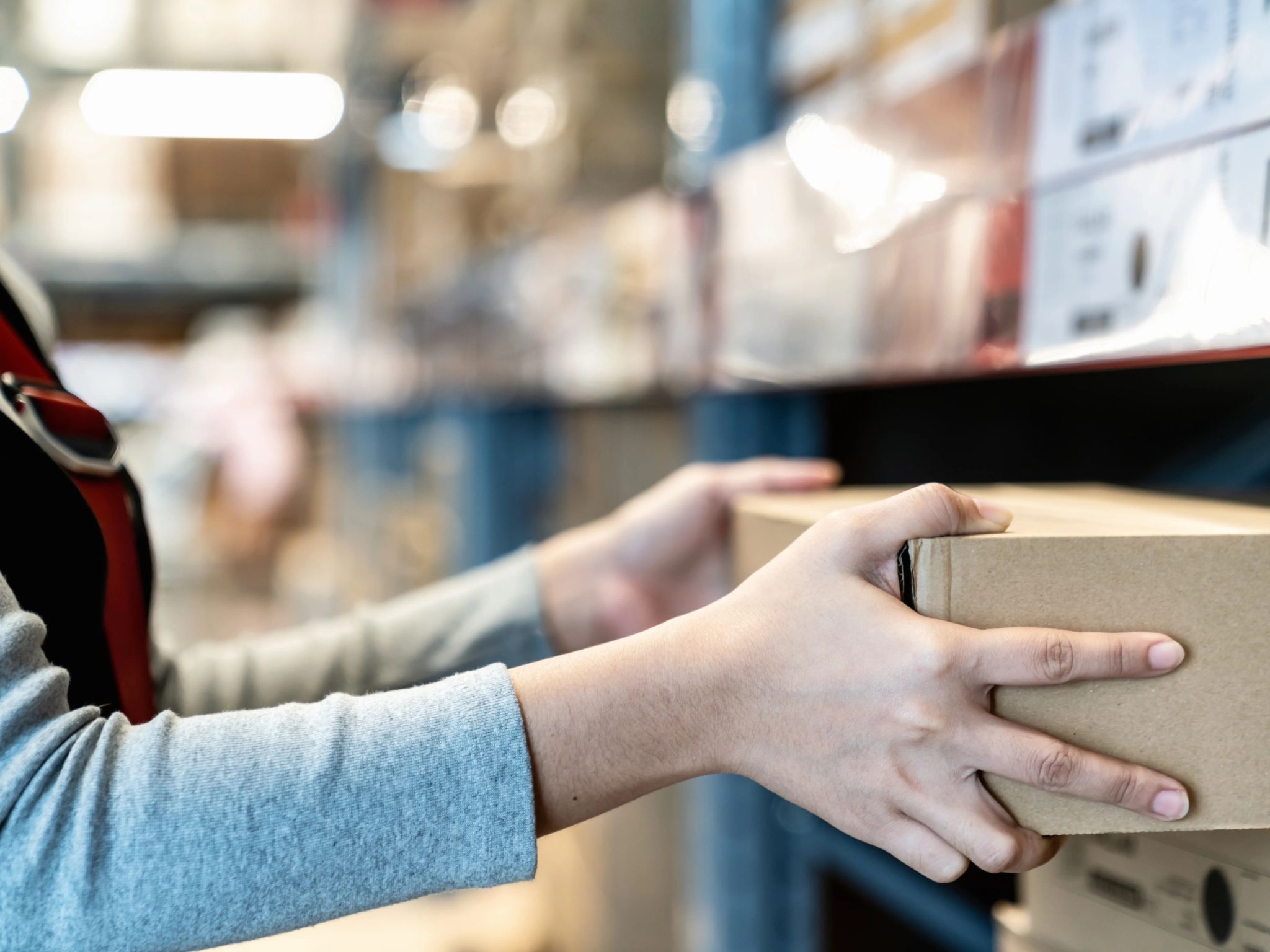 🚛 Streamline Your Business with Pick and Pack Fulfilment! 📦